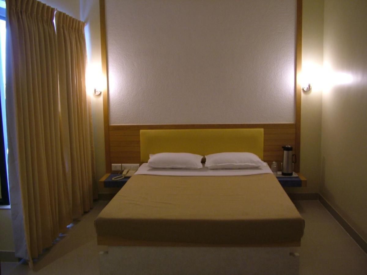 Hotel City Park, 索拉普 外观 照片