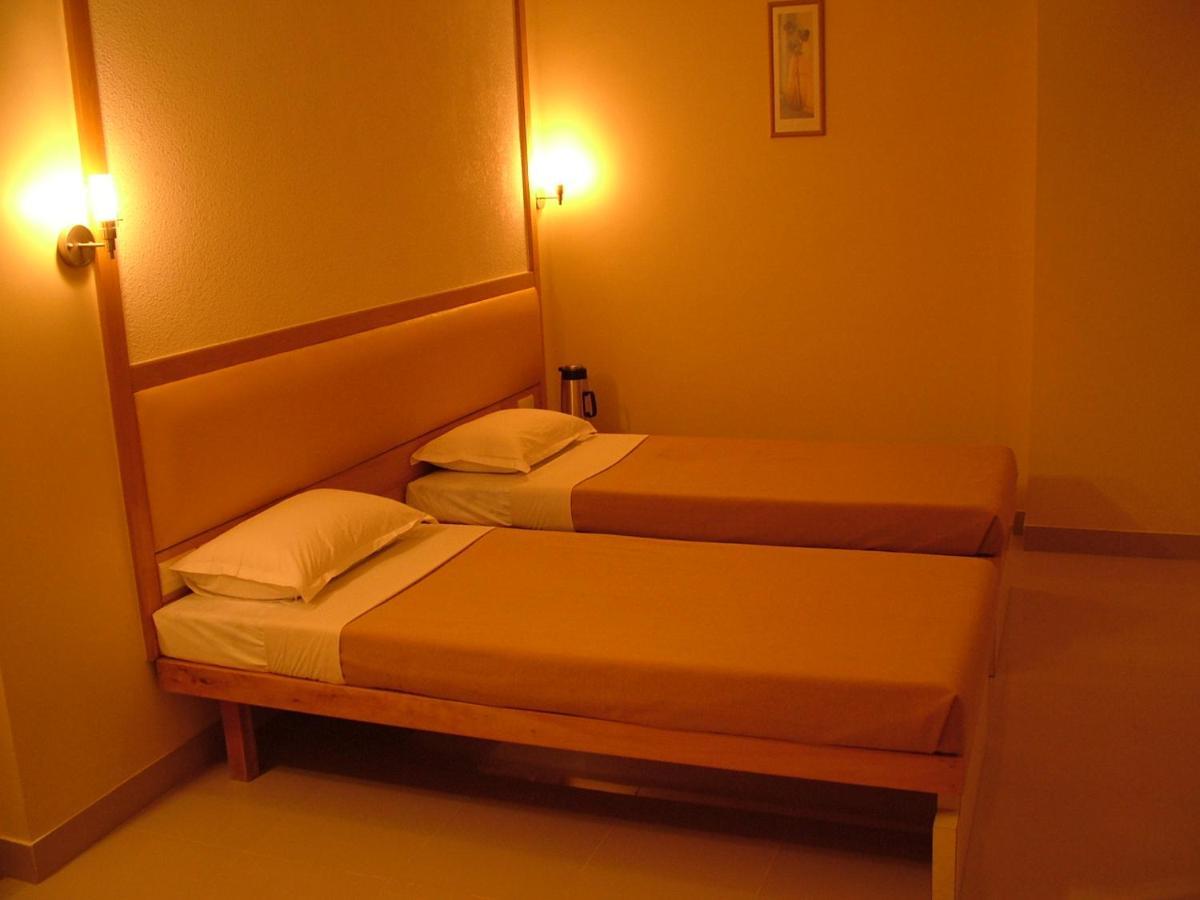 Hotel City Park, 索拉普 外观 照片